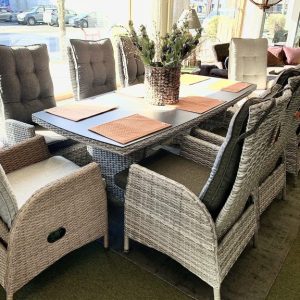 Hampton bord + 6 regulerbare coventry stoler med puter